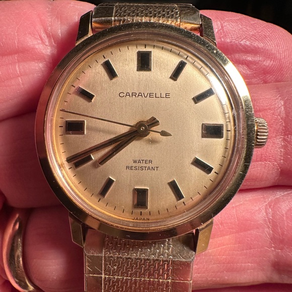Vintage men’s Caravelle by Bulova watch - Picture 8 of 15
